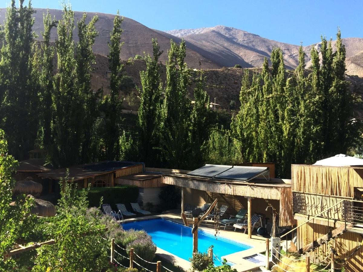 Hotel Faro del Valle Pisco Elqui Esterno foto